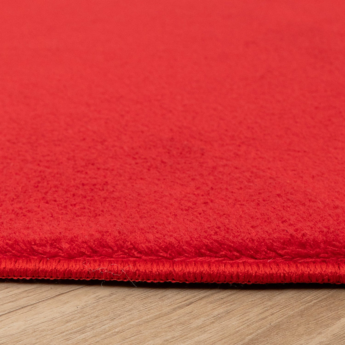 Round Washable Rug - Vivid Red
